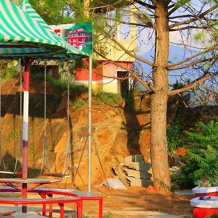 Red Rose Hotel & Resort Mansehra Exterior foto